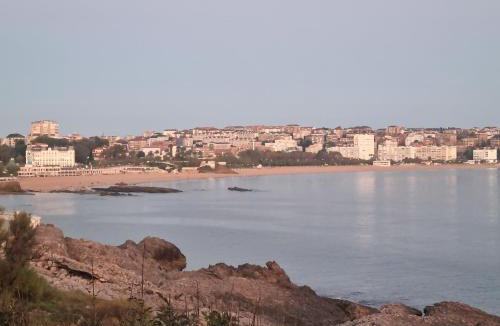 Caranceja House | La Jomeruca ,espaciosa casa rural cerca de playa y montaña