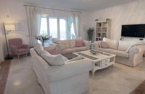 Bahia de Casares Apartment | LA PERLA DE LA BAHIA