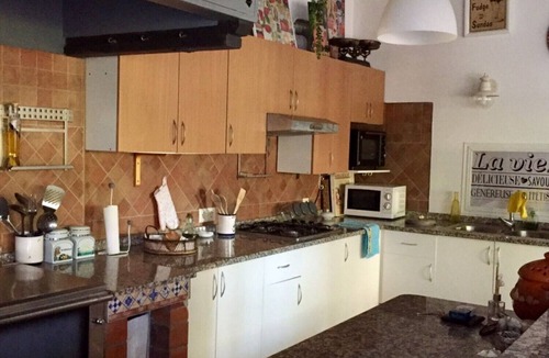 Salvaterra de Mino House | "La petite maison" cottage decorated with much love