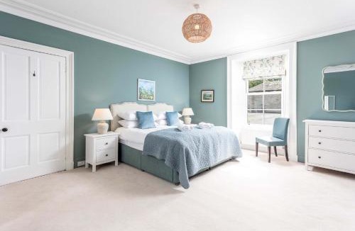 Troon House | Laigh House - Donnini Apartments