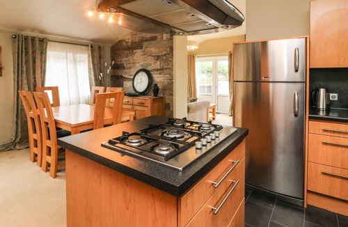 Tewitfield Cottage | Lakeside 12