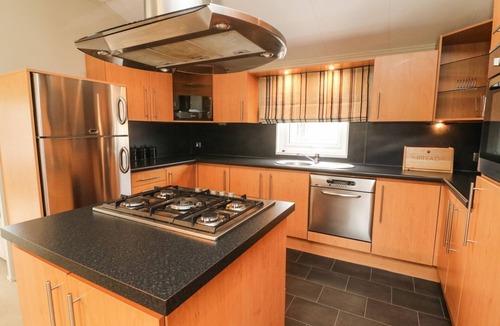 Tewitfield Cottage | Lakeside 12