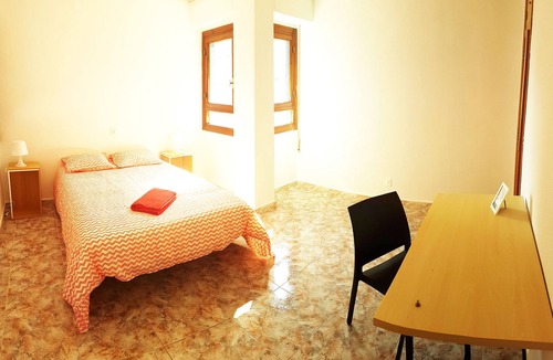 El Cabanyal Apartment | Large 7 bedroom apartment close to the beach