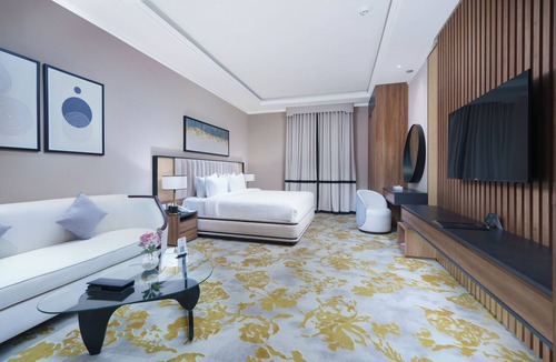 Tabuk Hotel | Larichy Hotel