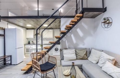 Cuatro Caminos Apartment | LOFTS BUSINESS BERNABÉU 3 DE ALQUILER TEMPORAL