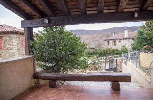 Horcajuelo de la Sierra Apartment | Los Acebos