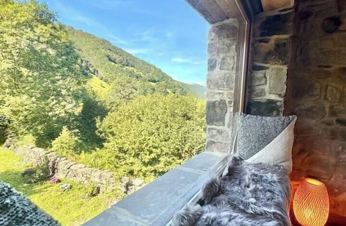 Yera House | Los Ríos: Spectacular Cabin between two incredible rivers