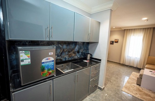 Al Olaya District Apartment | LP28.5 - Modern 1BR near Kingdom Center