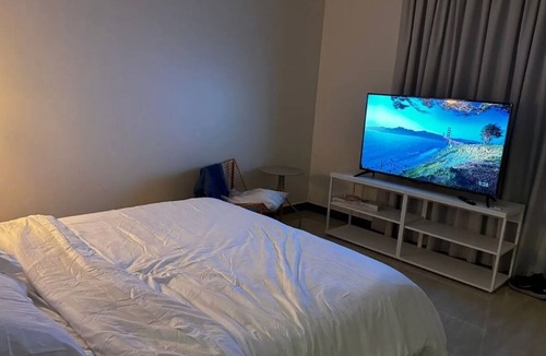 Riyadh Apartment | LP36.2 - Snug Studio Near Boulevard World