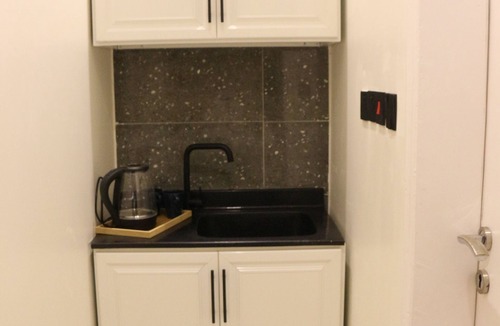 Riyadh Apartment | LP36.5 - Classy Studio Apt Near Boulevard World