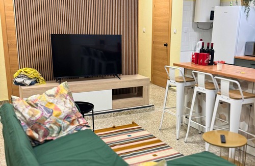Trinitat Apartment | Luminous Apartment in Ciutat Vella