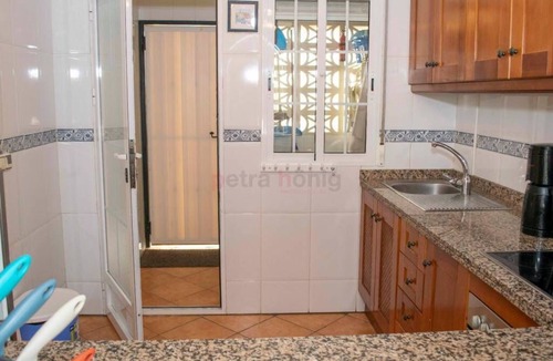 Lo Crispin Villa | Luxurious 6 person holidayhome quietly in a residential area 12 minutes from sea