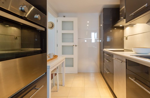 Old Town Apartment | Luxurious Apartment - FREE WIFI & GARAGE - LIFT- In The Heart Of Cadiz Old Town
