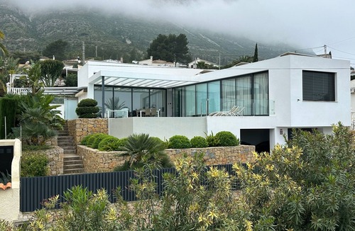 Denia Villa | luxurious, state-of-the-art villa with beautiful views