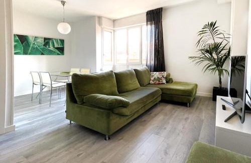 Vitoria-Gasteiz Old Town Apartment | Luxury Cercas Bajas Vitoria