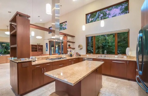 Indian Beach Sapphire Shores House | Luxury Modern Ville in Heart of Sarasota