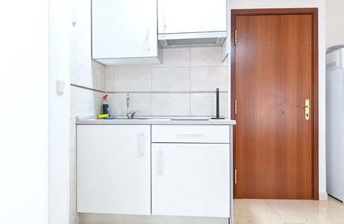 Numancia Apartment | M (MDV1ºA) Cozy Apartment in Vallecas