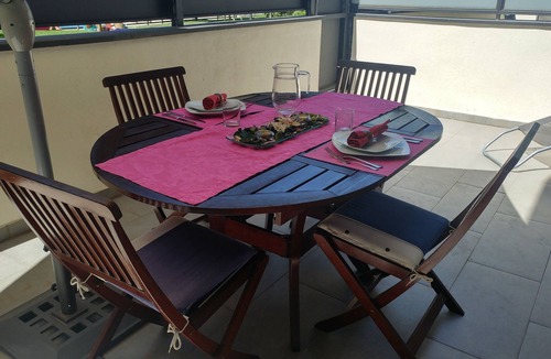 Majadahonda Condo | Madrid - Amazing flat with garden, paddle tennis court and swimming pool