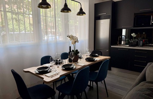 Pueblo Nuevo Apartment | Madrid Dream House two bedroom apartment