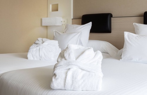 Rejas Hotel | Madrid Marriott Auditorium Hotel & Conference Center