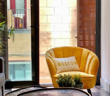 Malasana Apartment | Malasaña Center - Apartamento para 4 en el centro, AC