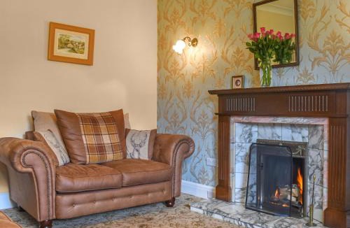 Clitheroe House | Melrose