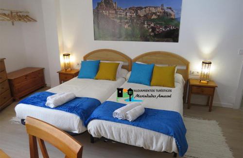Medina De Pomar Apartment | MERINDADES AMAZUL CORZO - Apartamento Turístico - Medina de Pomar