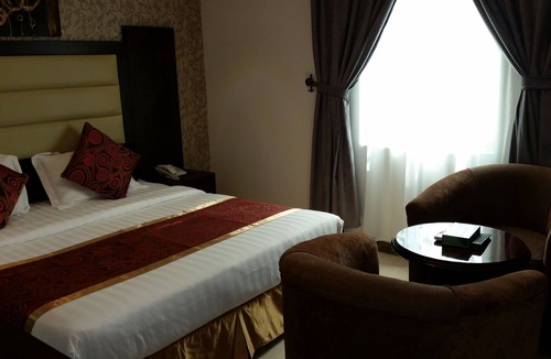 Al Ulaya Hotel | Mkani Apartment