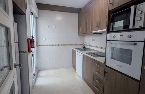 Los Balcones House | Modern 3 Bedroom Townhouse with Communal Pool LB24