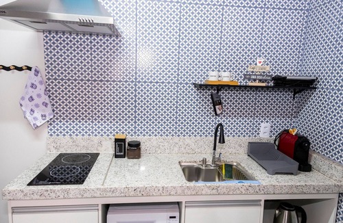 Gloria Apartment | Modern and functional studio apartment near Garoto