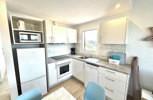 Cala en Porter Apartment | Modern apartment with a fantastic view Vistamar 2
