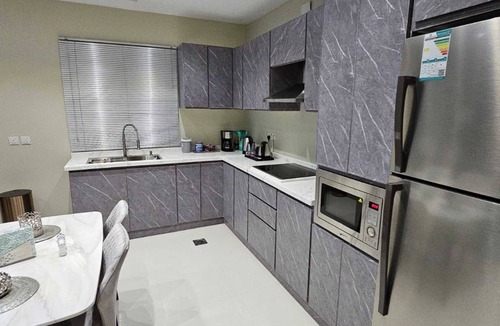 Medina Apartment | Modern Apartment of 3 Bedrooms 5 Minutes to Haram