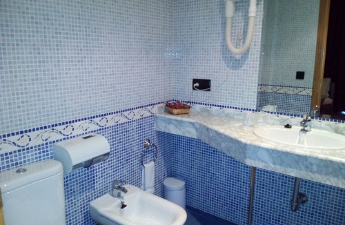 Camponaraya Hotel | Motel Acropolis