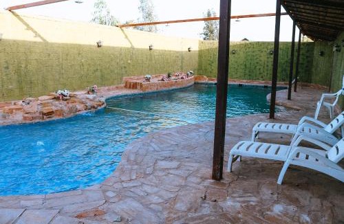 Unaizah House | Muzdan Holiday homes