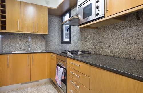 Sant Gervasi Apartment | My Space Barcelona 6 Apart. to reach 36 people at Clínica Barraquer