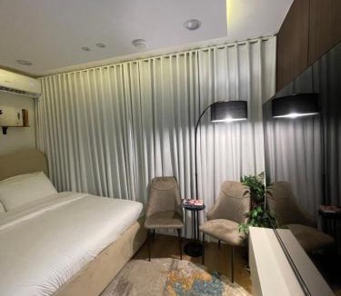 Al Olaya District Apartment | Najd Studio Al Aqeeq District Recliner Chair IPTV for free