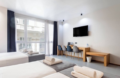 Sant Francesc Hostel | Nalu Valencia Boutique Rooms