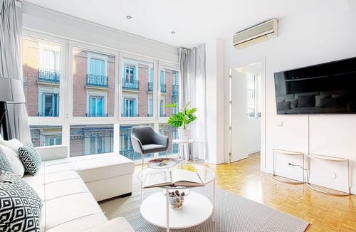 Jeronimos Apartment | Nice Apartment near Retiro Park. Retiro I