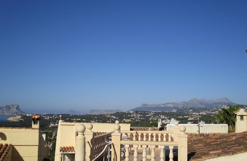 Paichi Apartment | Nice apartment with sea views, roof terrace and nice communal pool