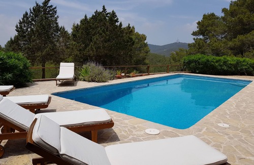 Santa Eulalia del Rio House | Nice house in Ibiza in natural surroundings, WIFI, bbc, pool, eco-friendly