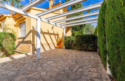 Molinell Villa | Oliva Nova Golf pool, private garden, ADSL-Wifi, TV SAT and offerts 2013