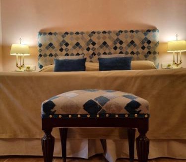 Miraflores de la Sierra Hotel | Palacio de Miraflores