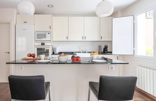 San Vicente Apartment | PEACE OASIS IN THE HEART OF SEVILLA 2 BR - 2 Baths WIFI AC