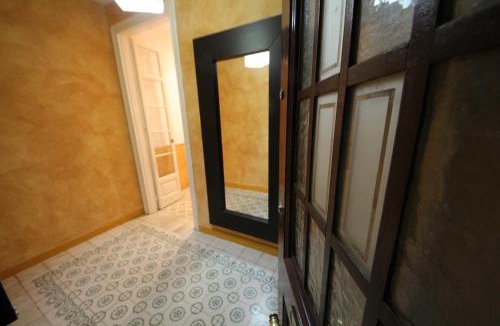 La Nova Esquerra de l'Eixample Apartment | Plaza España Central Apartment