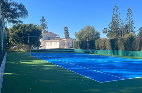 Guadalmina Villa | Private villa in exclusive area, with pool, tennis and direct access to beach