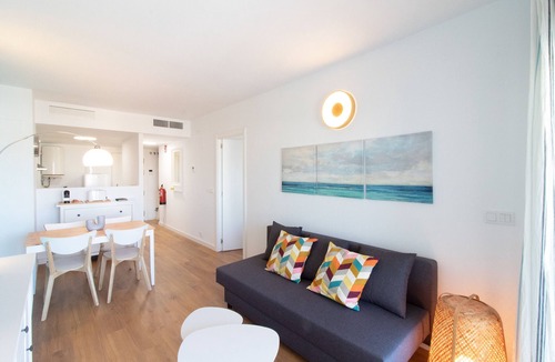 Canet de Berenguer Apartment | Proprietà globali: Appartamento moderno con piscina a Canet Beach