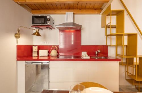 Feria Apartment | Quintana Acacias by Valcambre