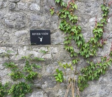 Monsal Dale House | River View