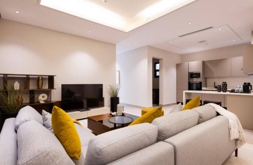 Al Wurud Apartment | Riyadh homes by RAFA Two-Bedroom Apartment