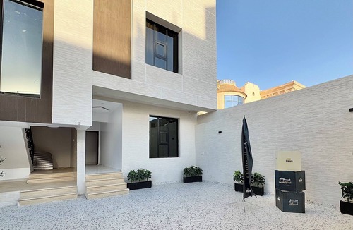 Medina Apartment | Roaa Al-Jamwaut